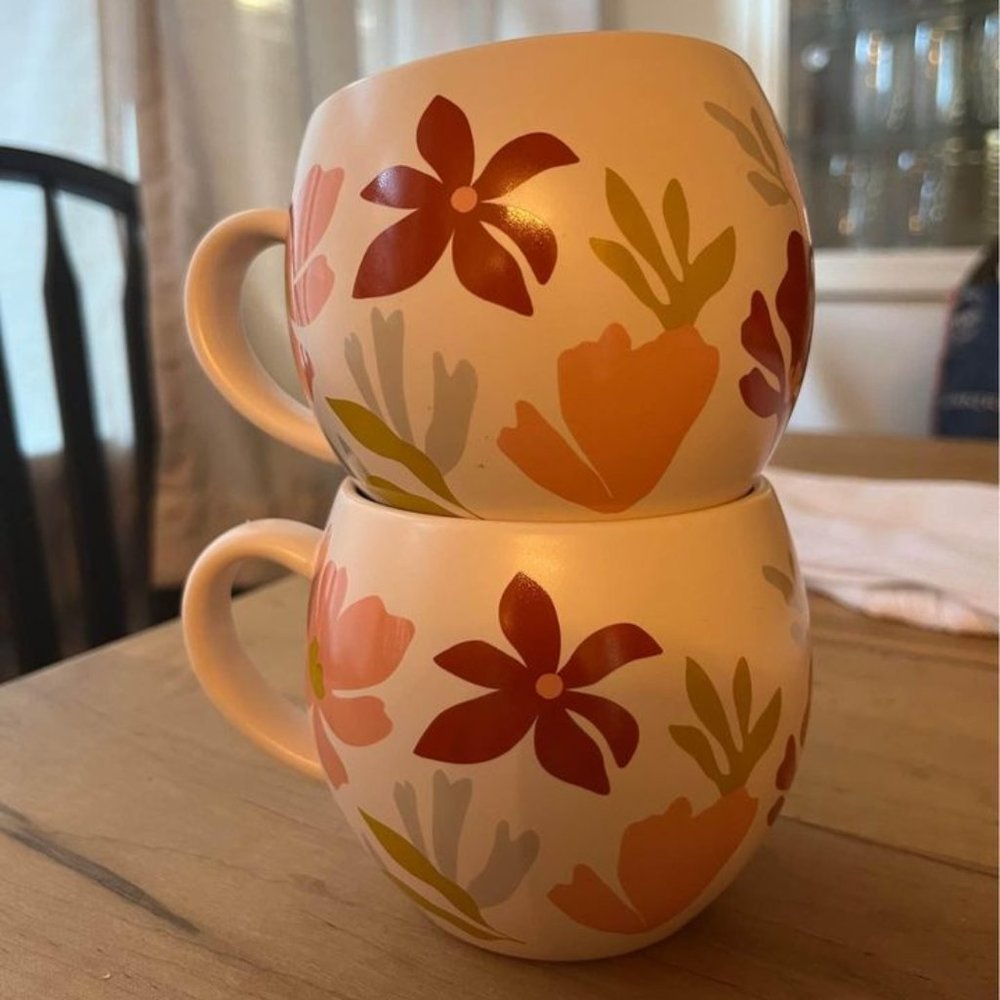 (2) Floral Indigo mugs